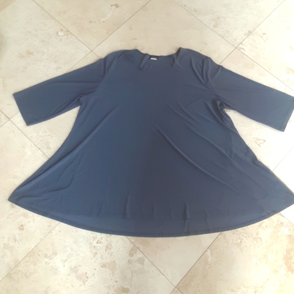 Scoop Neck Tunic By Caribe, Two Pockets,Flared Bottom,Barely Pre-Worn Nearly New